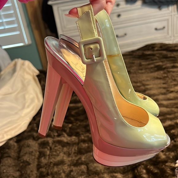 Louboutin sling back platform heel - Picture 4 of 8
